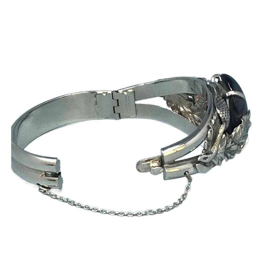 Whiting & Davis Silver-Tone Hematite Cabochon Leaf Bracelet - Picture 5 of 10